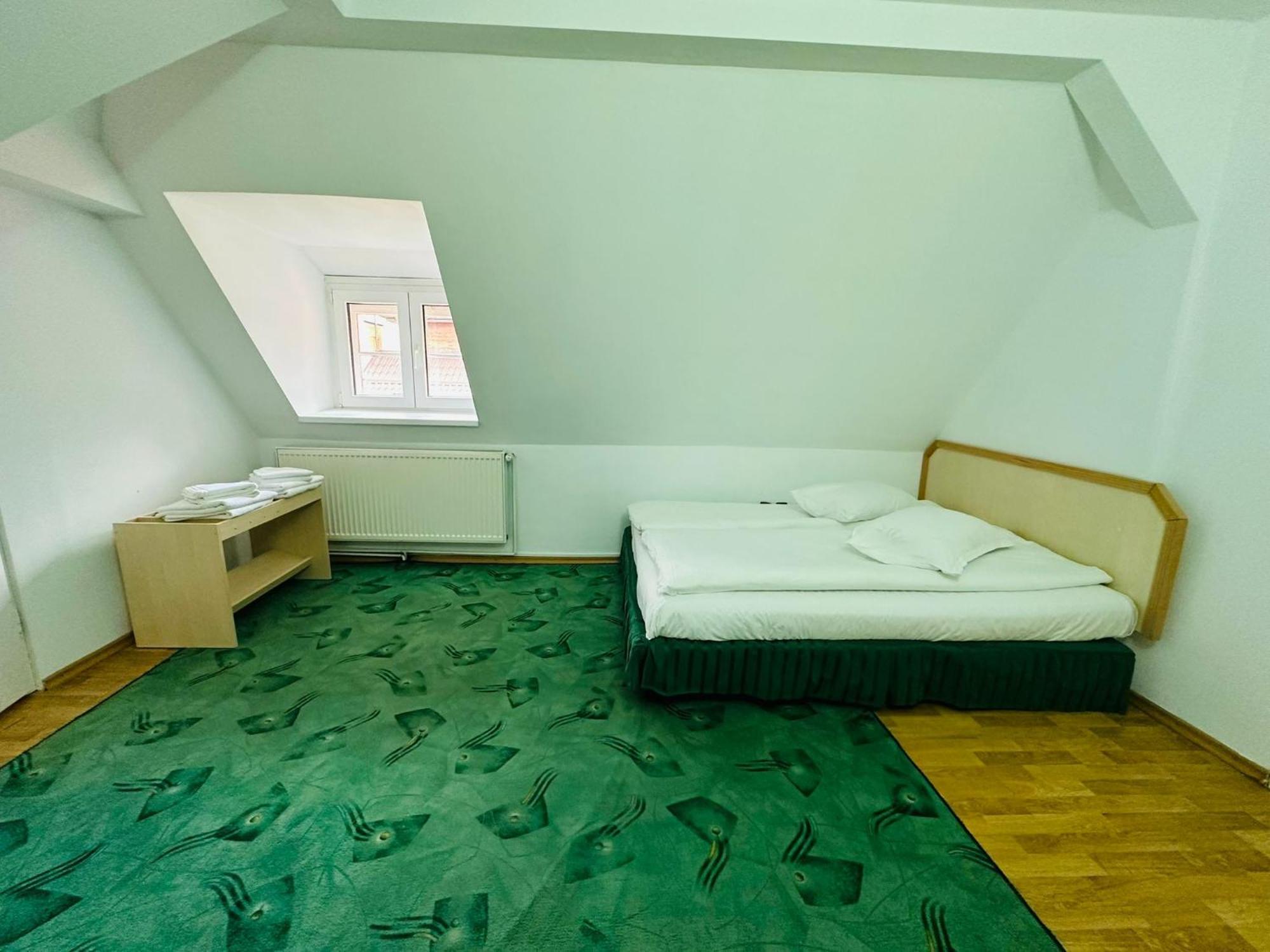 Bed and Breakfast Rapsodia Sinaia Exterior foto
