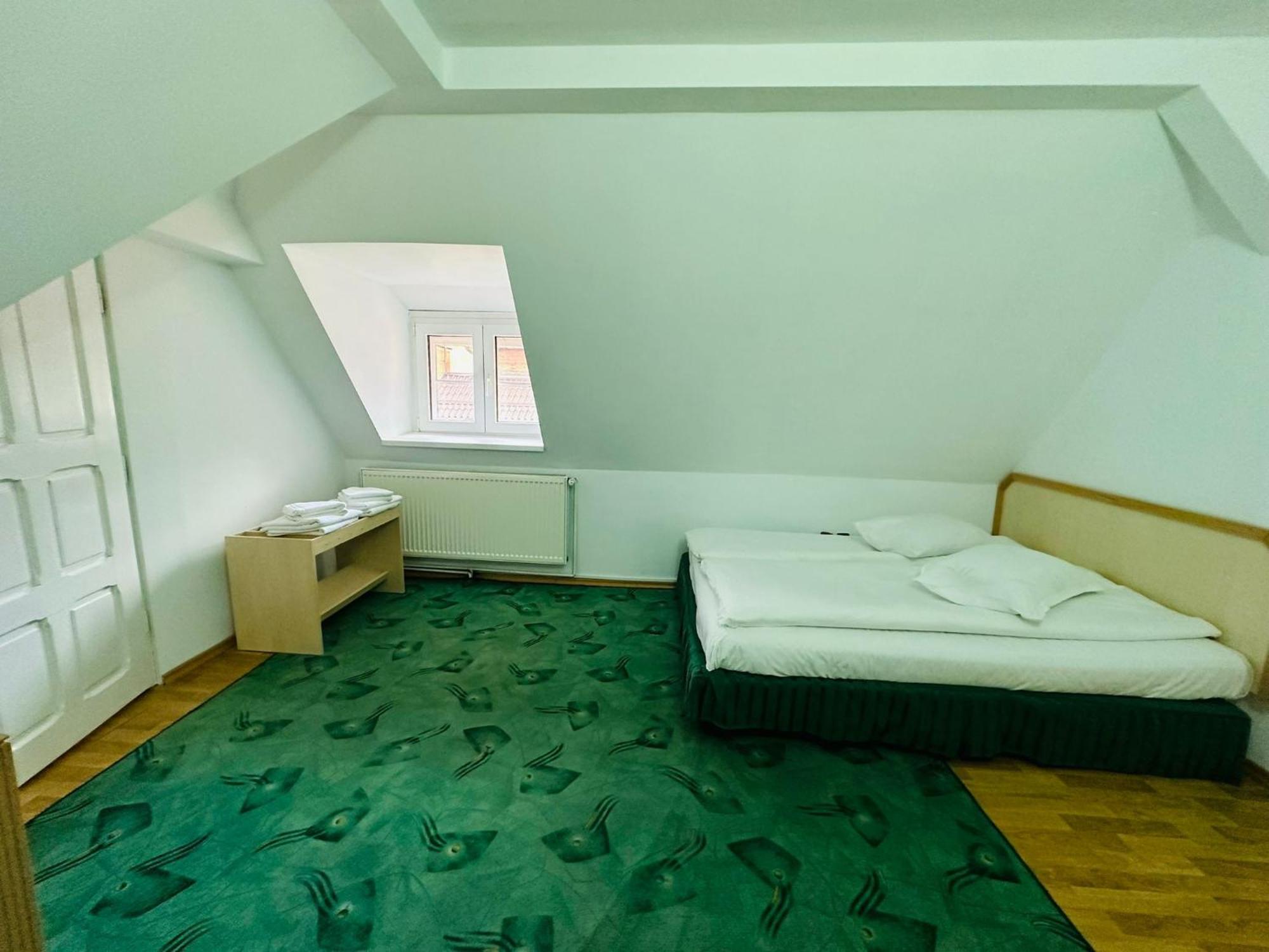 Bed and Breakfast Rapsodia Sinaia Exterior foto